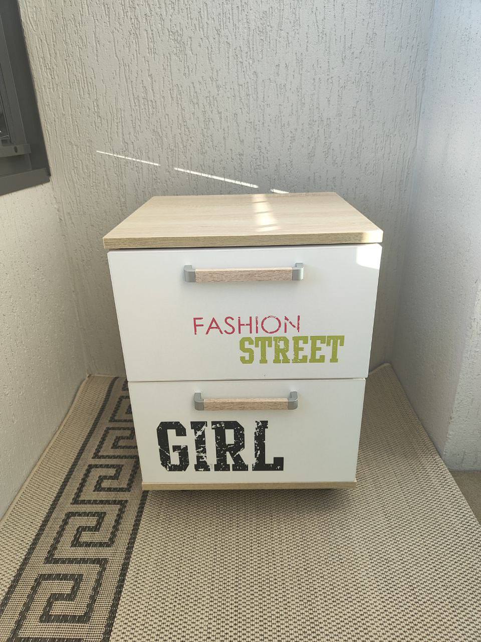 Тумбочка прикроватная - частное объявление в Кондратово